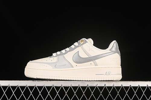 320DQ7582102AIR FORCE 1 07 LOW GREYYELLOWWOMAN3639MAN4045