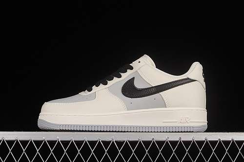 320TQ9685785AIR FORCE 1 07 LOW WHITEGREYBLACKWOMAN3639MAN4045