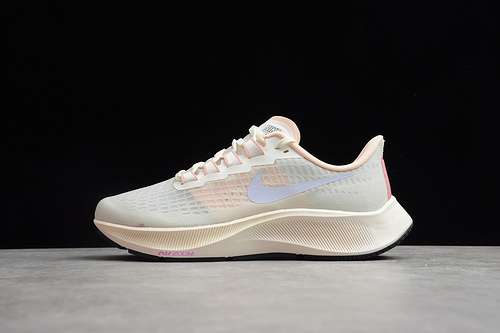 280BQ9647102AIR ZOOM PEGASUS 37 PALE IVORYBARELY VOLTSAILGHOSTWOMAN3639
