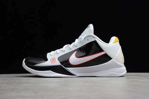 390CD4991101KOBE 5 PROTRO BLACKWHITEREDMAN4046