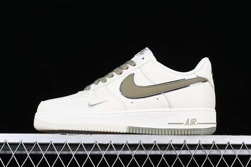 320JJ0253006AIR FORCE 1 07 LOW OFF WHITEGREENSILVERWOMAN3639MAN4045