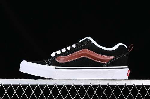 230VN0009QC2Q1VANS KNUSKOOL VR3 LX WHITEBLACKBROWNWOMAN3539MAN4044