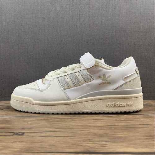 310FY4577FORUM 84 LOW ORBIT GREY GREY ONECLOUD WHITEORBIT GREYWOMAN3639MAN4045
