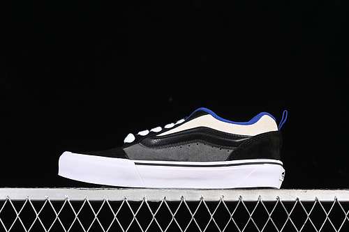 220VN000B07BADVANS CLASSICS KNU SKOOL BLACKWHITEGREYBLUEWOMAN3539MAN4044