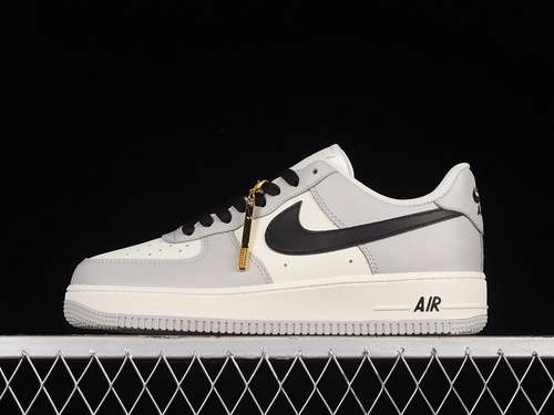 320DO7417991AIR FORCE 1 LOW 07 SOOT WHITEBLACKLIGHT GREYWOMAN3639MAN4045