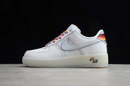 320CV0258100AIR FORCE 1 LOW BETRUE WHITEMULTICOLORWOMAN3639MAN4045