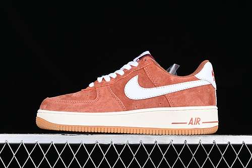 340AV0383221AIR FORCE 1 07 LOW WHITEORANGEWOMAN3639MAN4045
