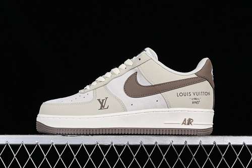 260BS6055301AIR FORCE 1 07 LOW WHITEGREYBROWNWOMAN3639MAN4045