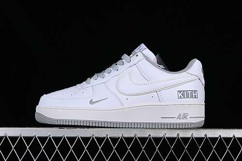 320KT1659009KITH AIR FORCE 1 07 LOW WHITEGREYWOMAN3639MAN4045