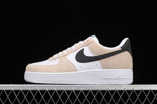 310BQ8988100AIR FORCE 1 LOW BLACKWHITE BLANCNOIRBLANCWOMAN3639MAN4045