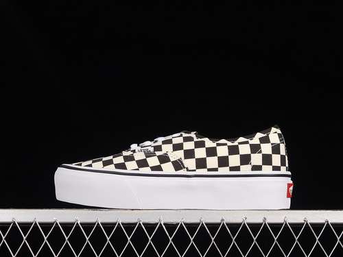 220VN0A3AV8QXHAUTHENTIC PLATFORM CHECKERBOARD WHITEBLACKWHITEWOMAN3539MAN4044