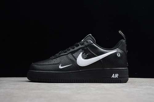 AJ7747001AIR FORCE 1 LOW 07 LV8 UTILITY BLACKWHITEBLACKTOUR YELLOWUNISEX364511110