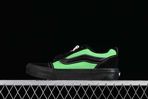 220VN0009QCSWEVANS CLASSICS KNU SKOOL BLACKGREENWOMAN3539MAN4044