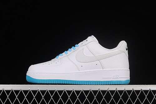 300KH0806168AIR FORCE 1 07 LOW WHITEWHITEBLUEWOMAN3639MAN4045