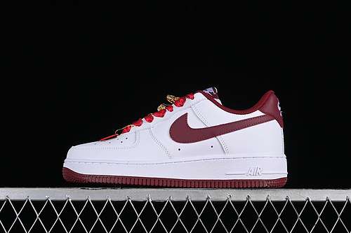 300FV5948105AIR FORCE 1 07 LOW WHITEREDWOMAN3639MAN4045