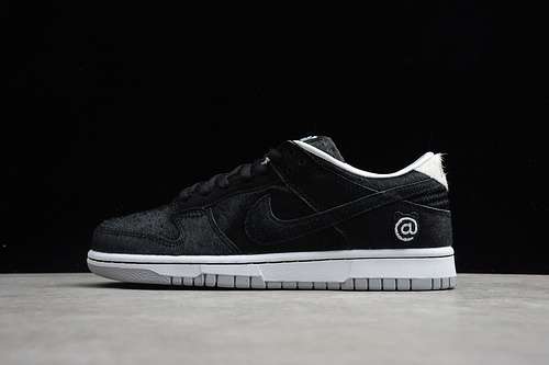 400CZ5127001SB DUNK LOW MEDICOM TOY BERBRICK BLACKVACHETTA TANWHITEBLACK
