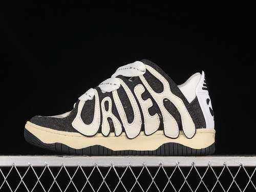 480OLD ORDER X SANRIO FASHION SNEAKERS BEIGEBLACKWHITEWOMAN3639MAN4045