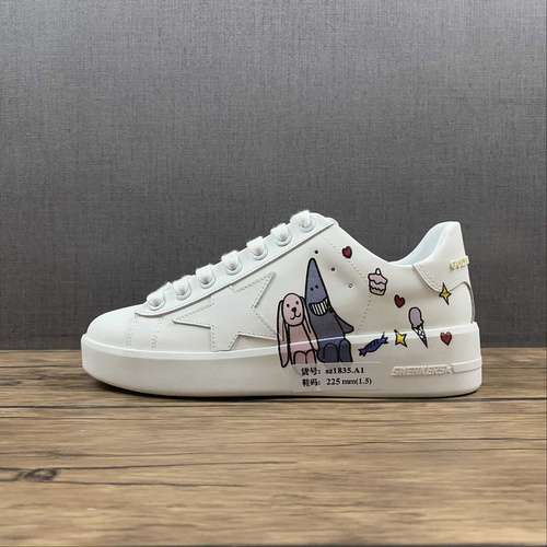 300GOLDENGOOSE UOMODONNA WHITEWHITEBLACKWOMAN3540