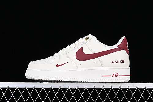 320NK0621911AIR FORCE 1 07 LOW NAI KE WHITEREDWOMAN3639MAN4045