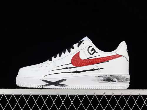 340CW2288111AIR FORCE 1 LOW 07 WHITEBLACKREDWOMAN3639MAN4045