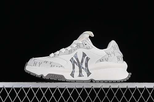 2403ARNCRD4N50GRSNY MLB CHUNKY RUNNER BASIC WHITEGREYWOMAN3639MAN4045
