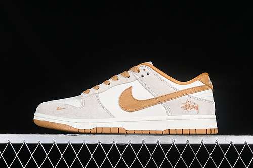 280AE1686102AIR FORCE 1 07 LOW WHITEBLUEWOMAN3639MAN4045