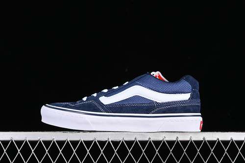 230VN0A5KAA6TGVANS CALDRONE WHITEBLUEWOMAN3539MAN4044