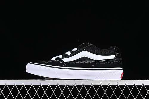 240VN0A5JM2BA2VANS CALDRONE WHITEBLACKWOMAN3539MAN4044