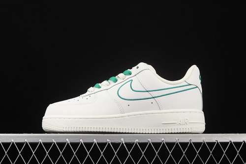 300CL6326128AIR FORCE 1 LOW 07 OFF WHITEOFF WHITEGREENWOMAN3639MAN4045