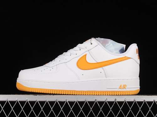 300FD7039100AIR FORCE 1 07 LOW WHITEYELLOWWOMAN3639MAN4045