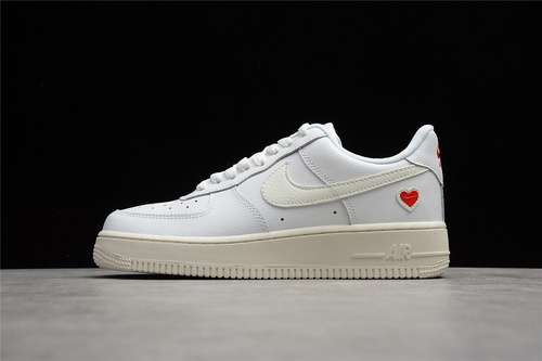 280DD7117100AIR FORCE 1 LOW VALENTINEx27S DAY WHITESAILUNIVERSITY REDUNSIEX3645