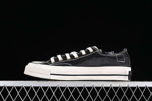 280A10925CCLOT X FRAGMENT DESIGN X CONVERSE WHITEBLACKWOMAN3539MAN4044
