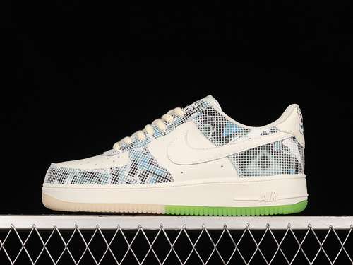 340CW1888716AIR FORCE 1 LOW 07 LION DANCE WHITEGREENBLACKWOMAN3639MAN4045