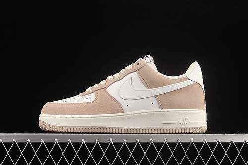 300LZ6699522AIR FORCE 1 07 LOW WHITEBROWNGREYWOMAN3639MAN4045