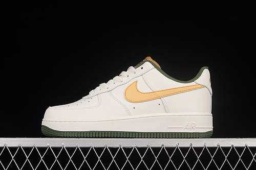 320LS9042108AIR FORCE 1 07 LOW BEIGEGREENLIGHT ORANGEWOMAN35539MAN4045