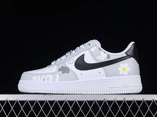 340CW2288665AIR FORCE 1 LOW 07 LIGHT GREYBLACKWHITEWOMAN3639MAN4045