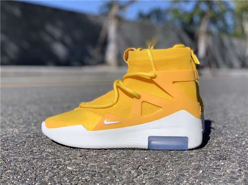 800AR4237700H12 AIR FEAR OF GOD 1 THE ATMOSPHERE AMARILLOWHITEAMARILLOMAN40475