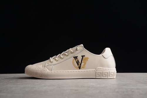 380VERSACE 2022 CASUAL SHOES OFF WHITEOFF WHITEGOLDMAN3944