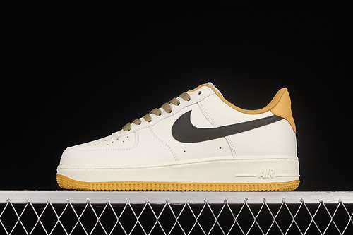 300DD3063066AIR FORCE 1 07 LOW BEIGEYELLOWBLACKWOMAN3639MAN4045