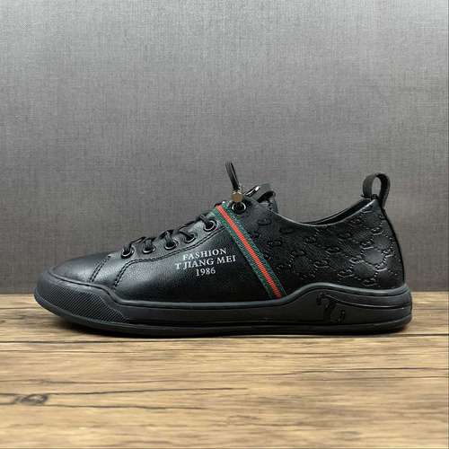290GUCCI ACE EMBROIDERED LOWTOP SNEAKER BLACKBLACKGREENMAN3844