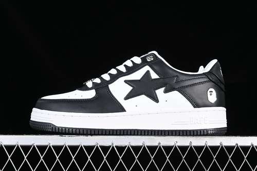 3201I7019007BAPE STA TOKYO NIGO WHITEBLACKWOMAN3639MAN4046