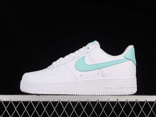 280DD8959113AIR FORCE 1 07 LOW WHITEMINT GREENWOMAN3639MAN4045