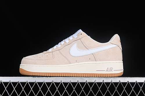 340AV0383222AIR FORCE 1 07 LOW WHITEBROWNGREYWOMAN3639MAN4045