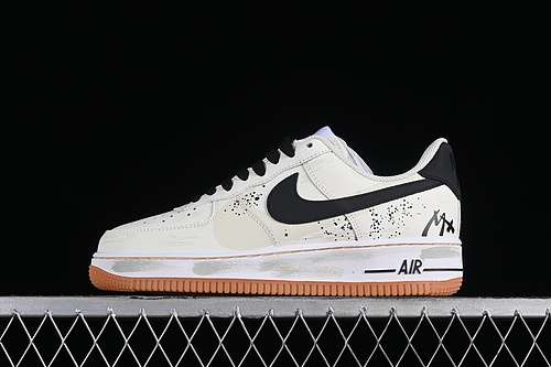 320DM0576101AIR FORCE 1 07 LOW WHITEBLACKGUM YELLOWMETALLIC GOLDUNISEX3645