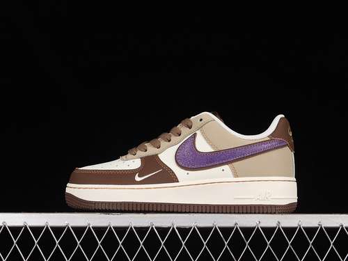 320LJ8822111AIR FORCE 1 LOW 07 CHESTNUT PURPLEWOMAN3639MAN4045