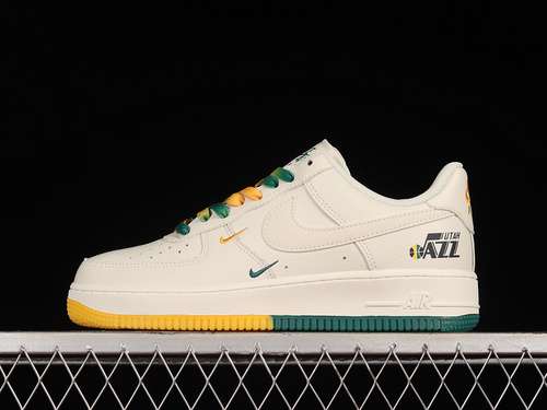 360ZJ6695303AIR FORCE 1 LOW 07 SU19 RICE WHITEYELLOWGREENWOMAN3639MAN4045