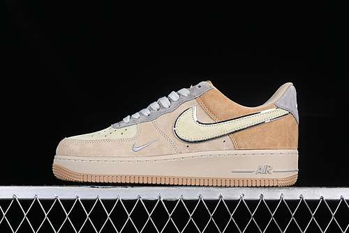 340CD1221888AIR FORCE 1 07 LOW DOUGHNUT GREYBROWNWOMAN3639MAN4045