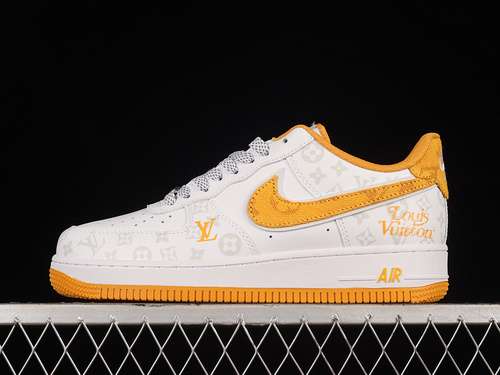 340DR9868700AIR FORCE 1 LOW 07 WHITELIGHT GREYORANGEWOMAN3639MAN4045