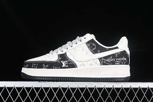 340DD8686100AIR FORCE 1 07 LOW LV WHITEGREYBLACKWOMAN3639MAN4045