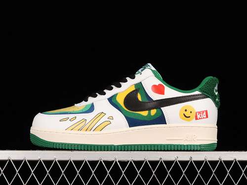 280DO5220131AIR FORCE 1 LOW 07 LV8 WHITEPINE GREENBLACKWOMAN3639MAN4045